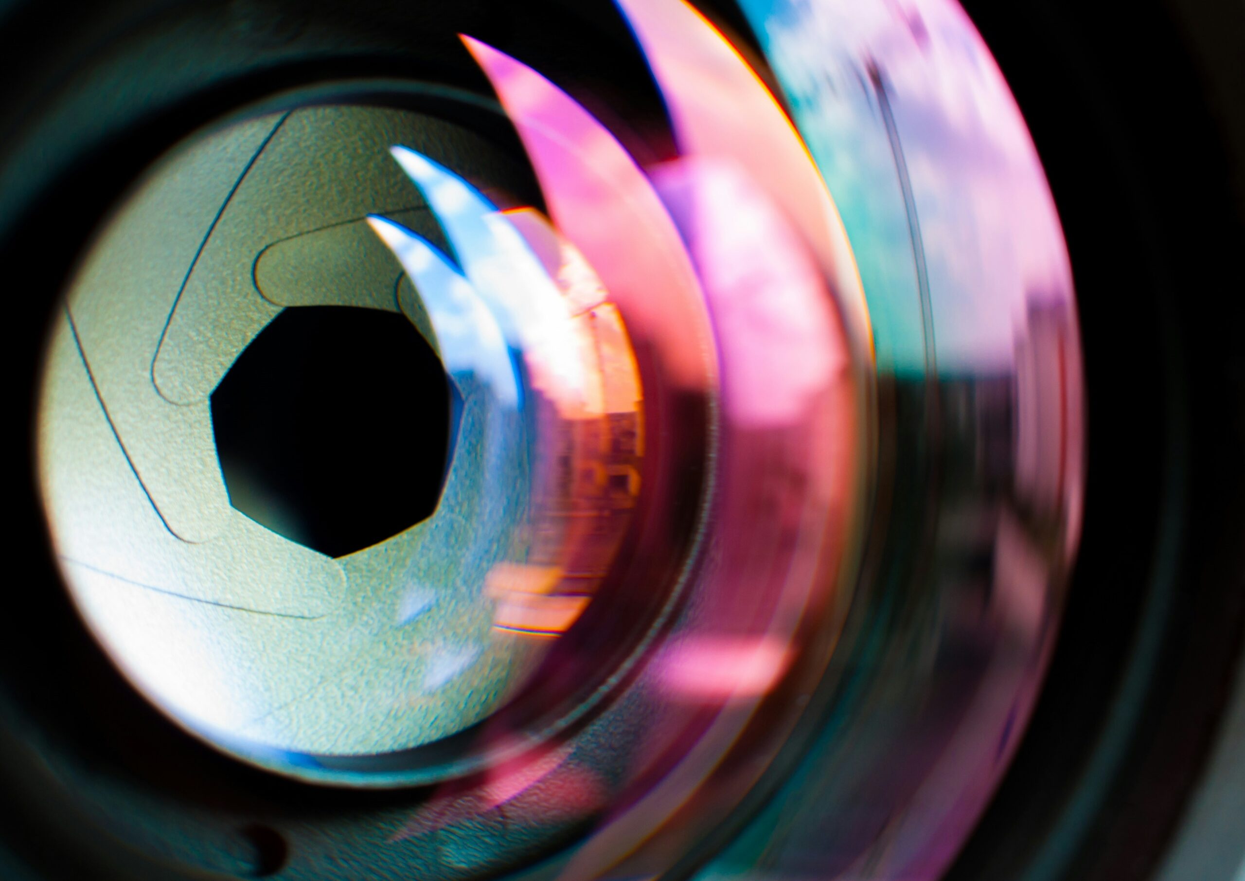 Lens